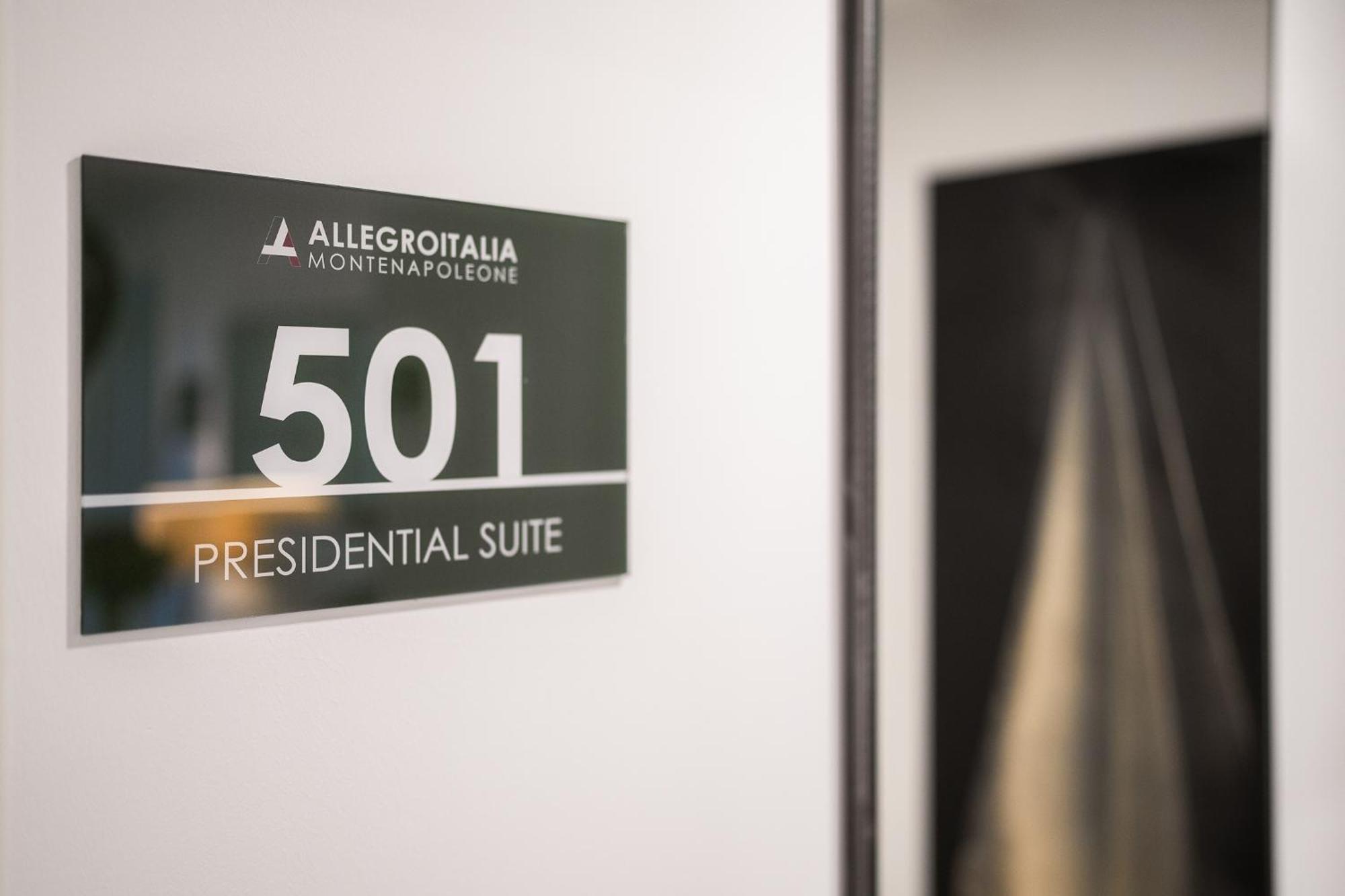 Allegroitalia Penthouse Montenapoleone Milan Luaran gambar