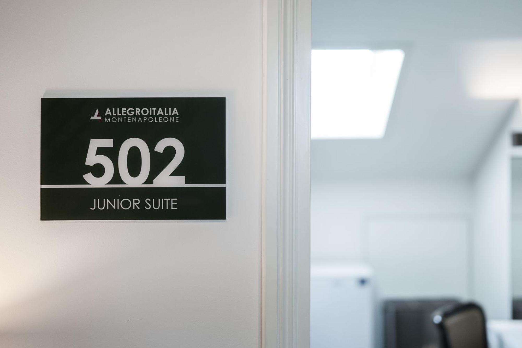 Allegroitalia Penthouse Montenapoleone Milan Luaran gambar