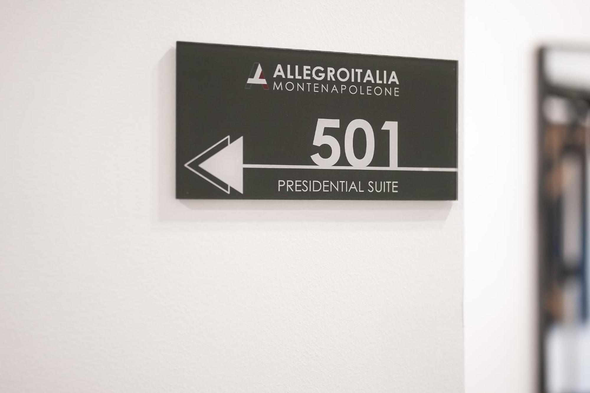 Allegroitalia Penthouse Montenapoleone Milan Luaran gambar